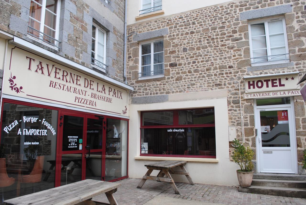 Taverne De La Paix La Ferte-Mace 외부 사진